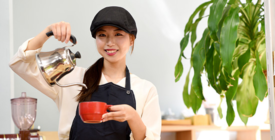 スムージー専門店やカフェで仕事