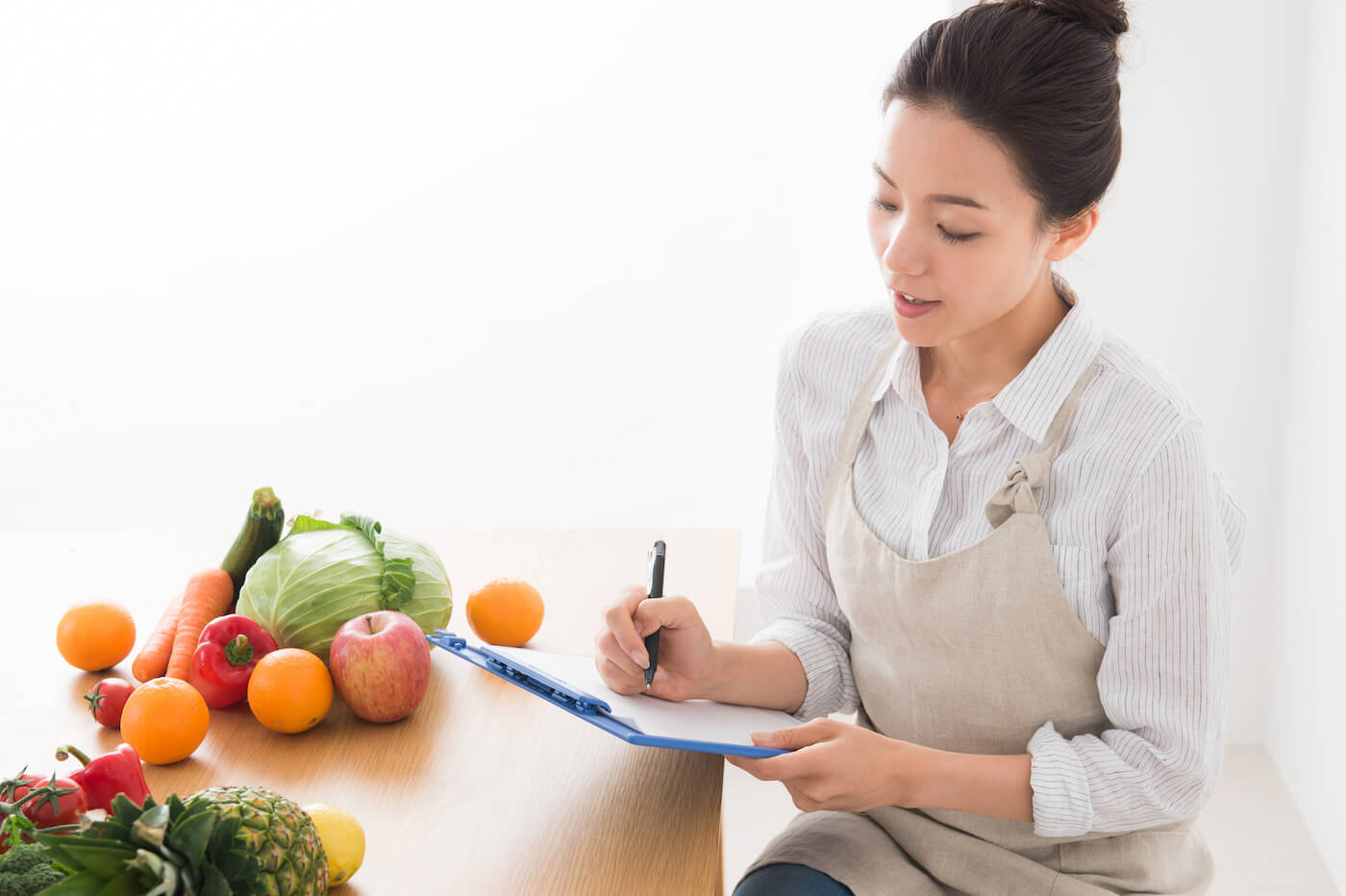 食育で生きる力を育む！地域や教育現場で求められる食育の資格とは？