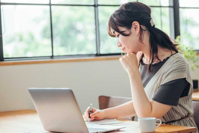 介護食資格の取り方・学び方｜通学／通信／独学を比較